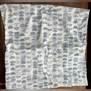 West Elm Cotton Half Moon Pillow Sham (26 X 26 Inches) Boho Blue White Pretty